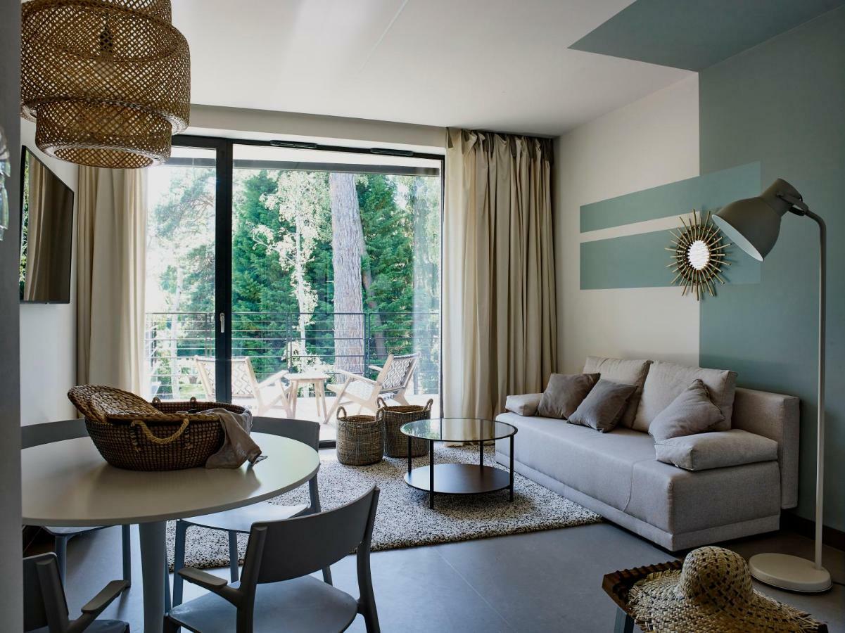Apartamenty Deck يوراتا المظهر الخارجي الصورة